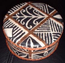 Jewelry Box: Round Fiji Design