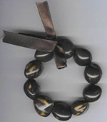 Kukui Nut: Dark tiger anklet