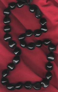 Kukui nut: Black lei