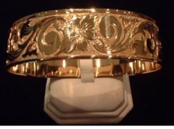 BANGLE BRACELET: Plumeria Scroll Design