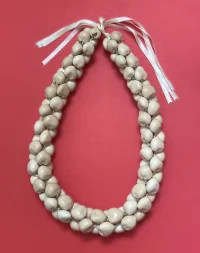 Kukui Nut: Light Blond Triple Strand Lei - Product Image