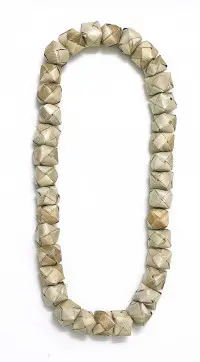 Lauhala: Box Lei - Product Image